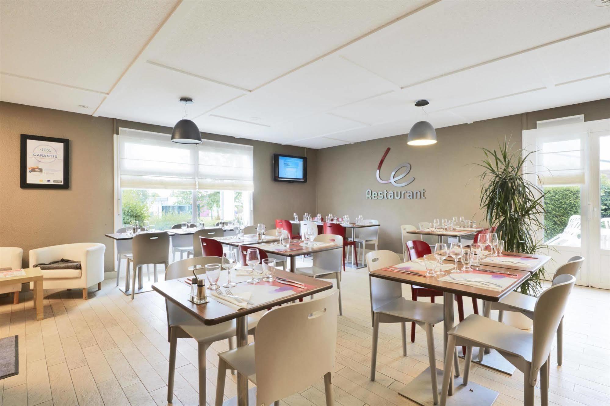 ก็องปานีล อาร์รา แซ็ง นิโกลา Hotel Saint-Nicolas  ภายนอก รูปภาพ