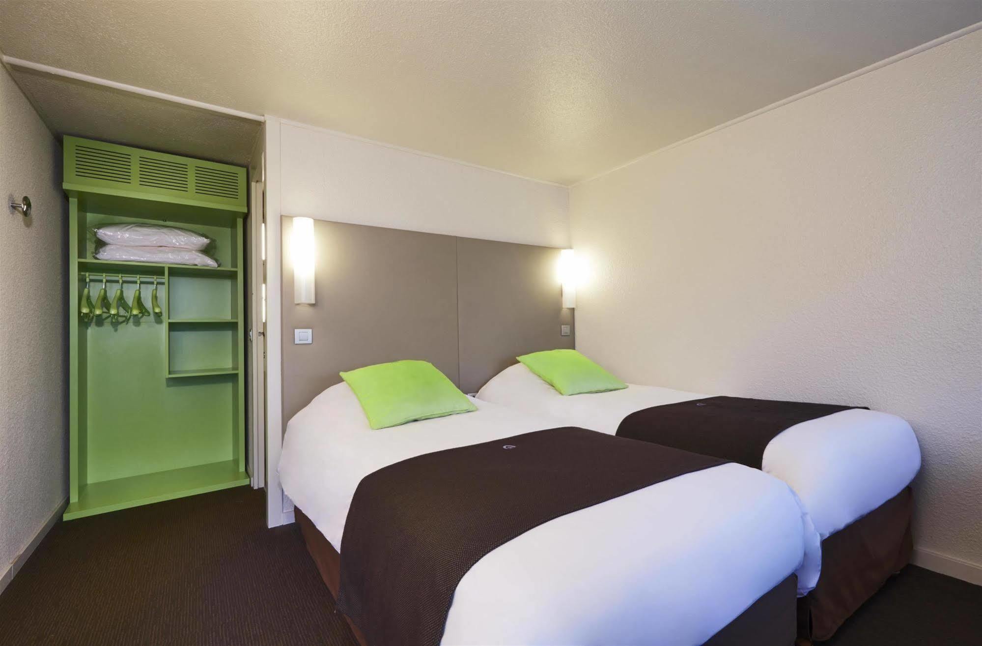 ก็องปานีล อาร์รา แซ็ง นิโกลา Hotel Saint-Nicolas  ภายนอก รูปภาพ