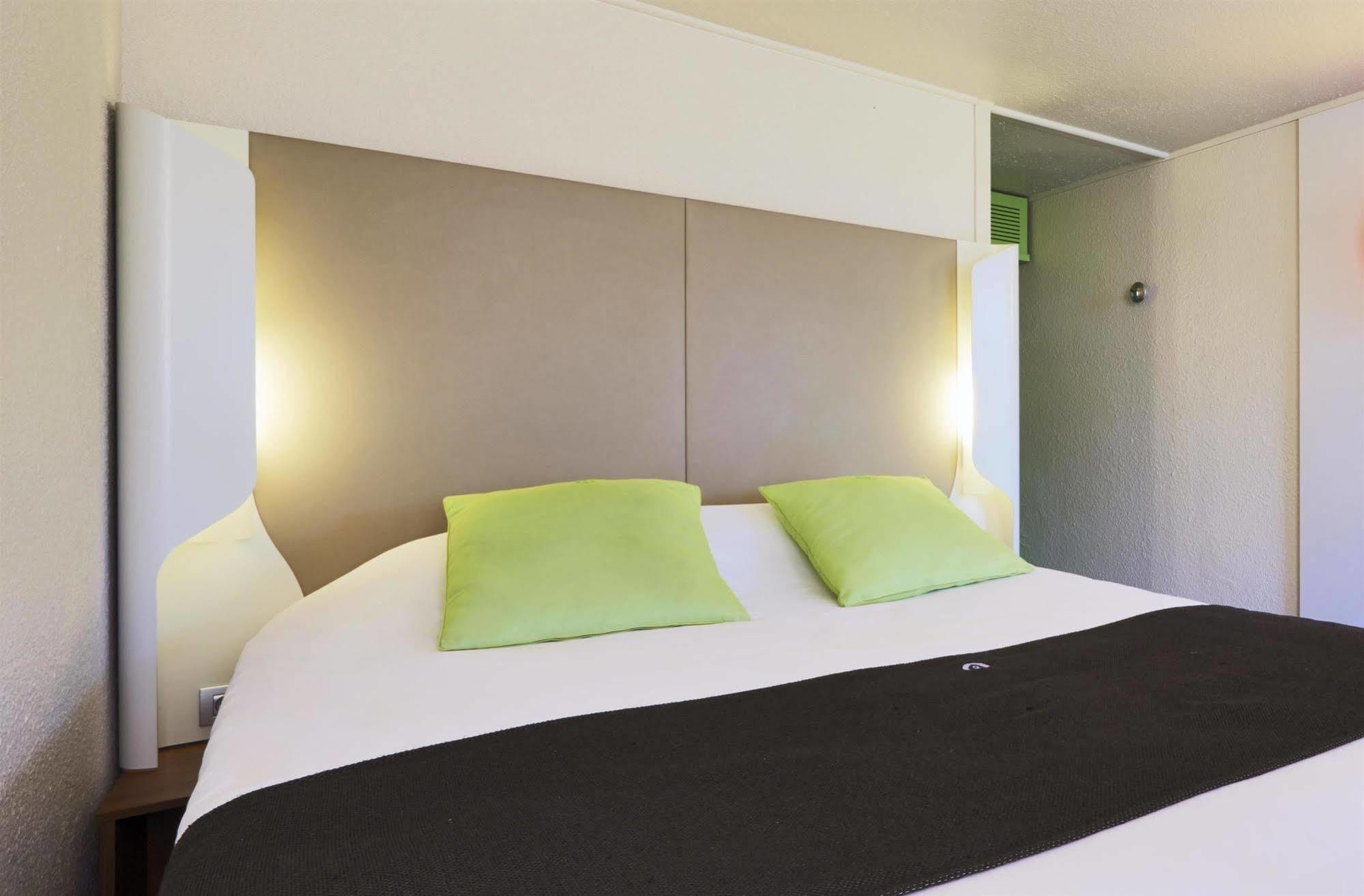 ก็องปานีล อาร์รา แซ็ง นิโกลา Hotel Saint-Nicolas  ภายนอก รูปภาพ