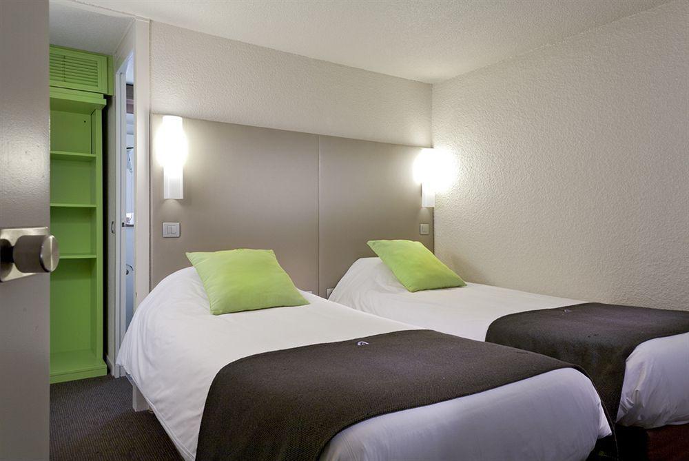 ก็องปานีล อาร์รา แซ็ง นิโกลา Hotel Saint-Nicolas  ภายนอก รูปภาพ